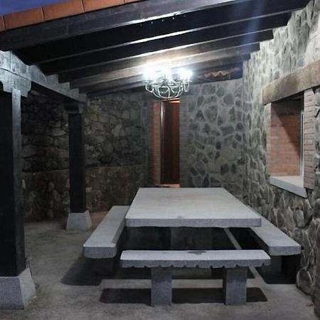 El Cauce Villa Navaluenga Exterior photo
