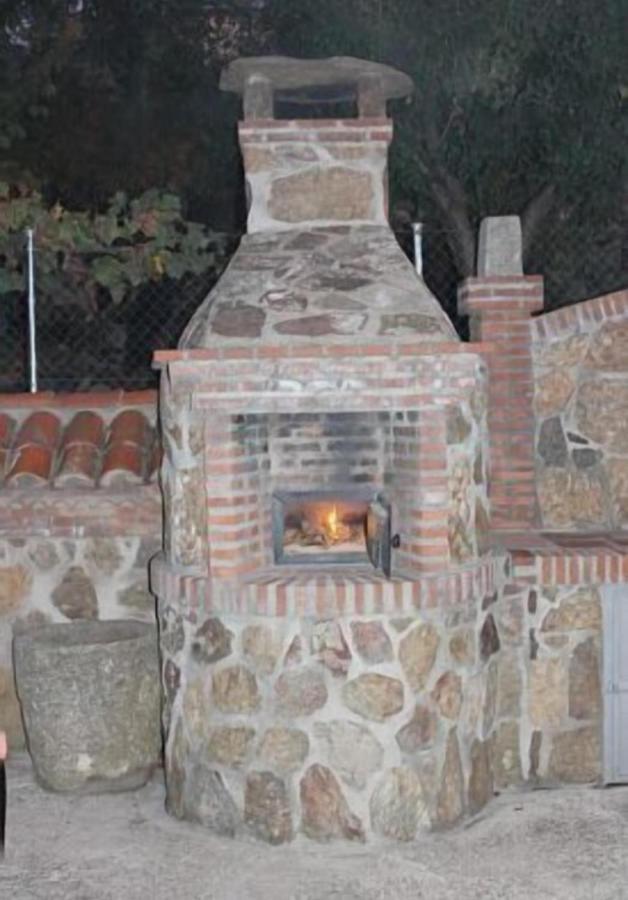 El Cauce Villa Navaluenga Exterior photo